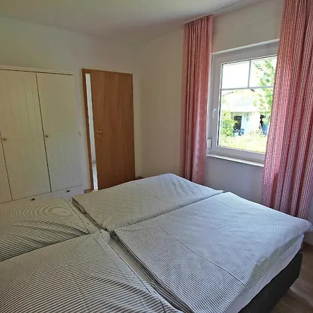 Apartment 9240
