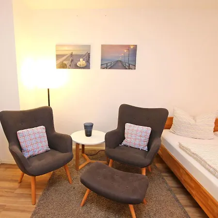 Apartment 9240